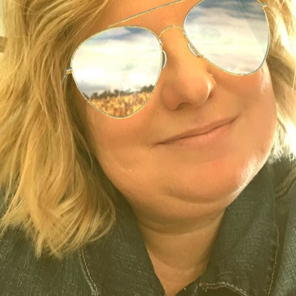 Meet your Posher, Caroline